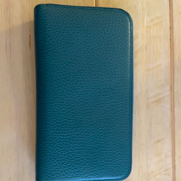 GUCCI ZIP AROUND WALLET - Picture 3 of 7